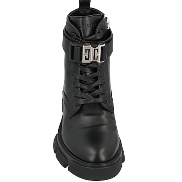 Givenchy leather ankle boots - Picture 2 of 10